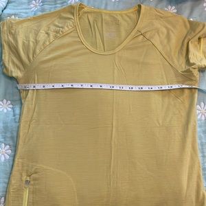 Oiselle Wazzie Wool tee